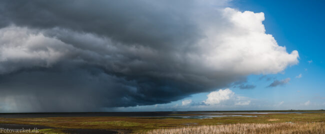 Skyer over Margrethekog, Tøndermarsken